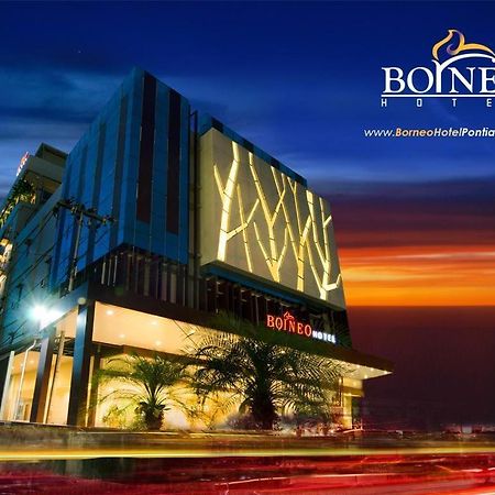 Borneo Hotel Pontianak Zewnętrze zdjęcie