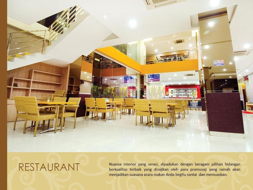 Borneo Hotel Pontianak Zewnętrze zdjęcie