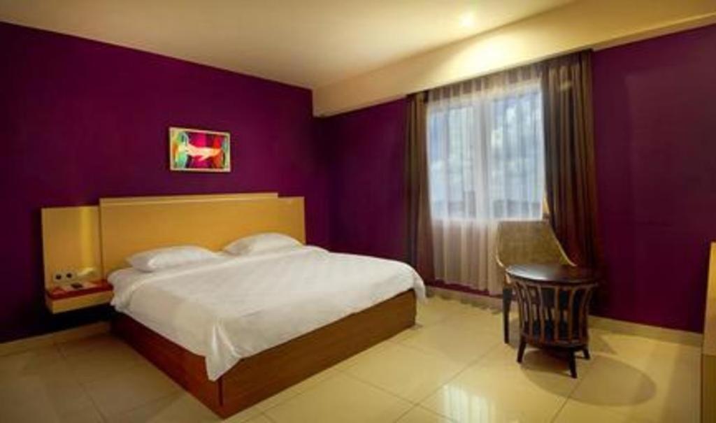 Borneo Hotel Pontianak Zewnętrze zdjęcie