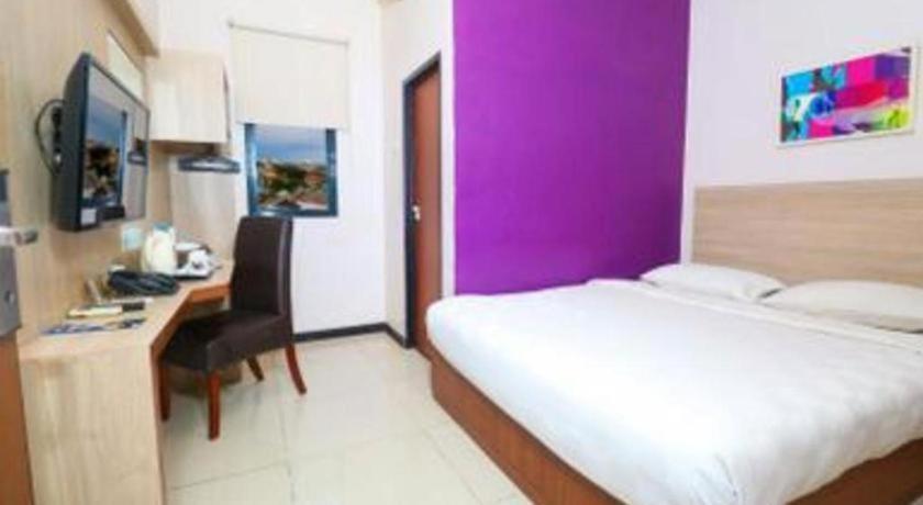 Borneo Hotel Pontianak Zewnętrze zdjęcie