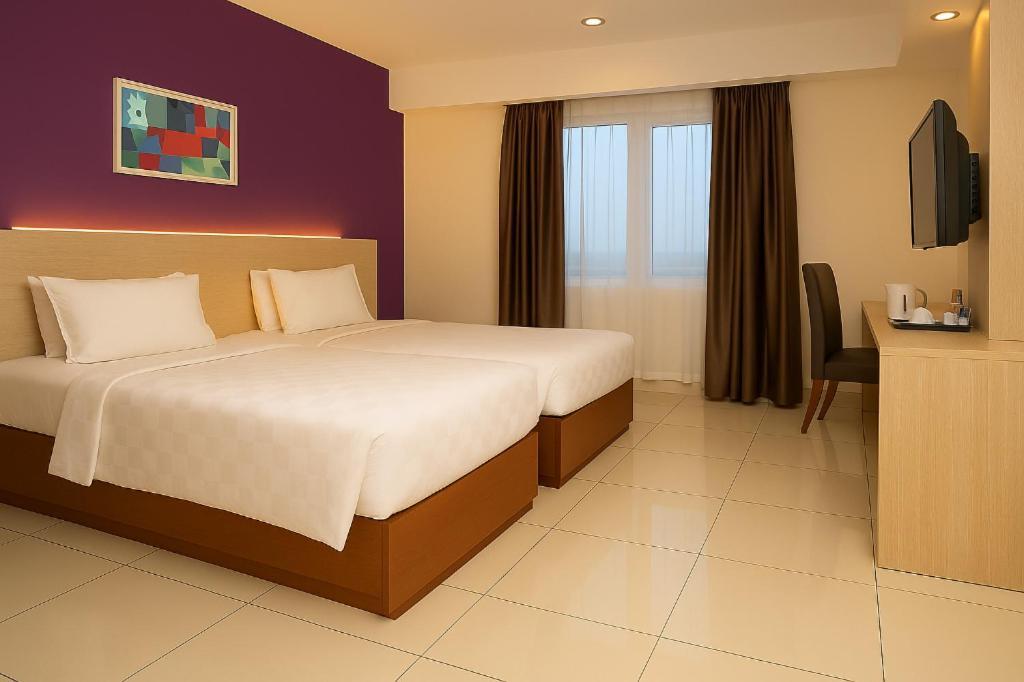 Borneo Hotel Pontianak Zewnętrze zdjęcie