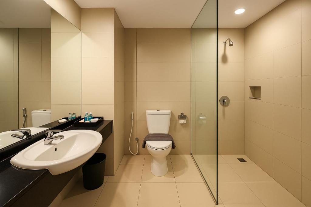 Borneo Hotel Pontianak Zewnętrze zdjęcie